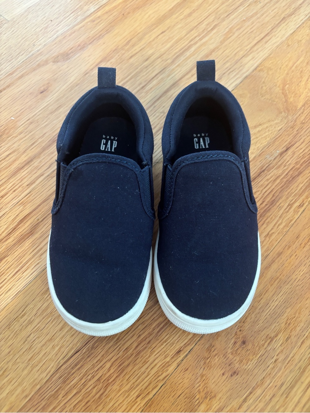 Gap Baby Size 8 Navy Slip-On Canvas Toddler Sneakers White Soles babyGap